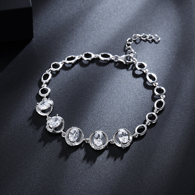 Hollow Circle Bracelet